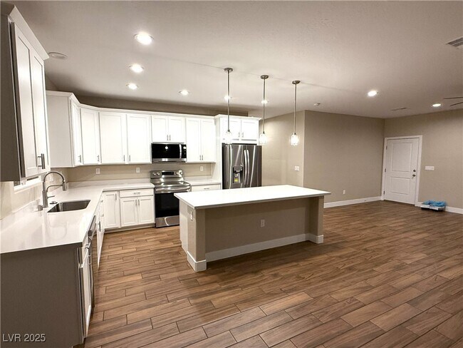 Photo - 1931 Rose Ct