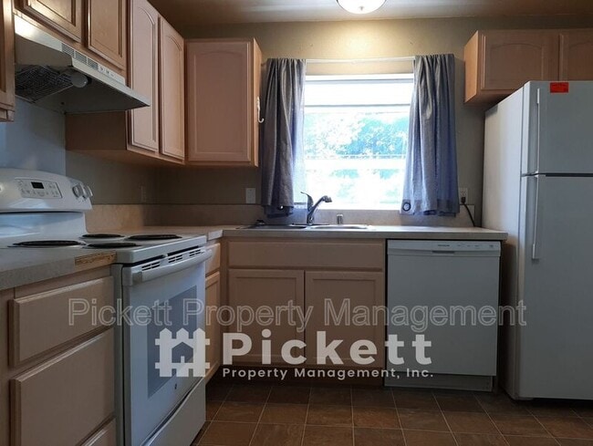 Photo - 391 NW Mosher Canyon Rd