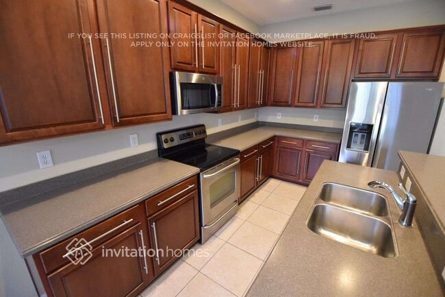 Photo - 3943 Hillstead Ln