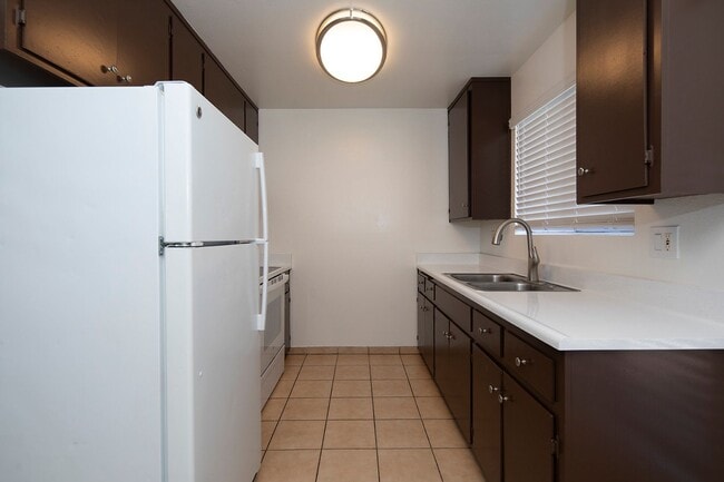 Photo - Calla Ave Apartments