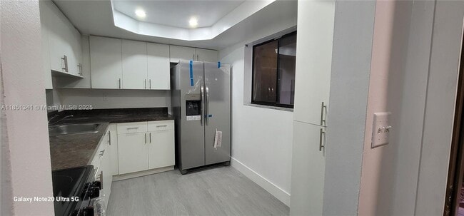 Building Photo - 8635 NW 8th St Unit 113 Rental