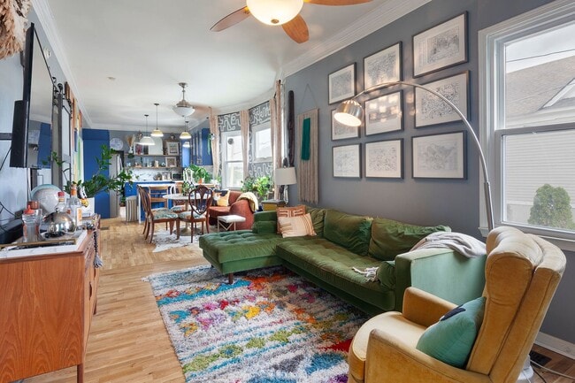 Photo - Stylishly Updated 3/2 w/ Large Deck in Grant Park!