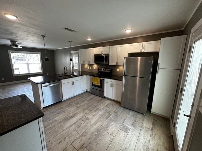 Photo - 68 Brierwood Cir