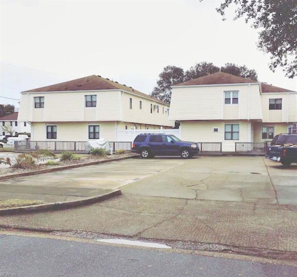 LYNNHAVEN BEACH CONDOS House Rental in Virginia Beach, VA