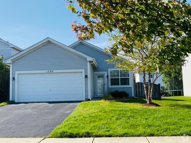 Building Photo - 1794 S Fallbrook Dr Rental
