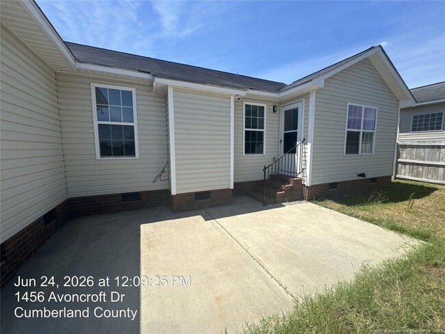Photo - 1456 Avoncroft Dr
