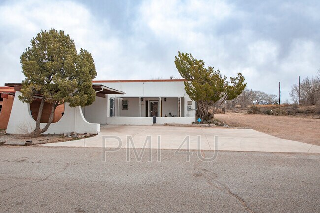 Photo - 708 Western Dr