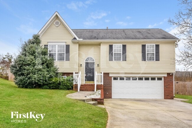Photo - 7921 Woodpark Dr