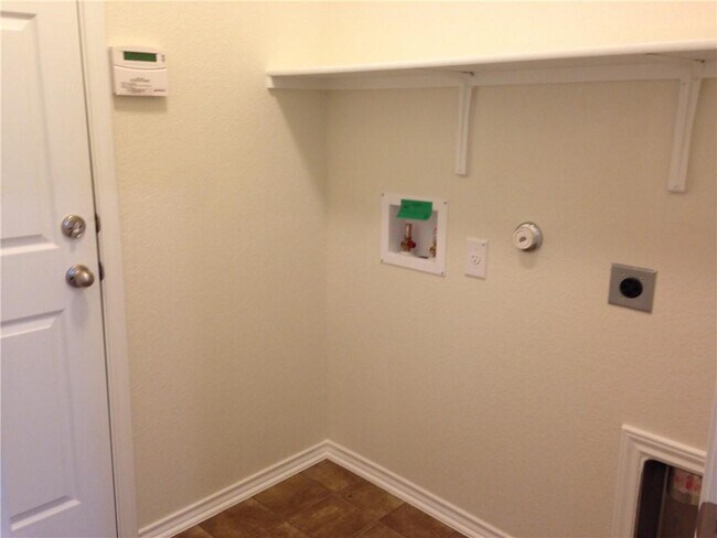 Photo - 13701 Abraham Lincoln St