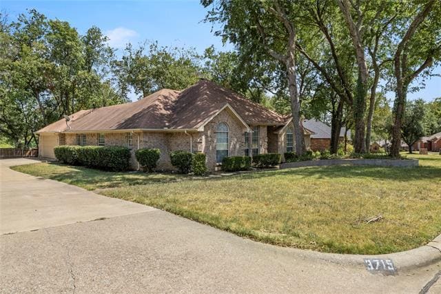 Building Photo - 3715 Dahlia Dr