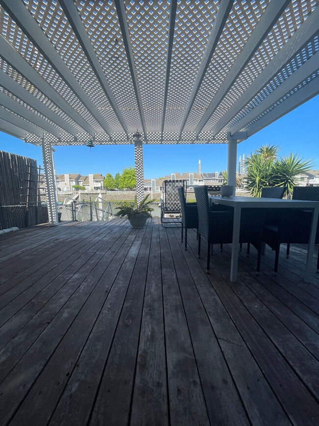 Photo - 162 Pelican Loop