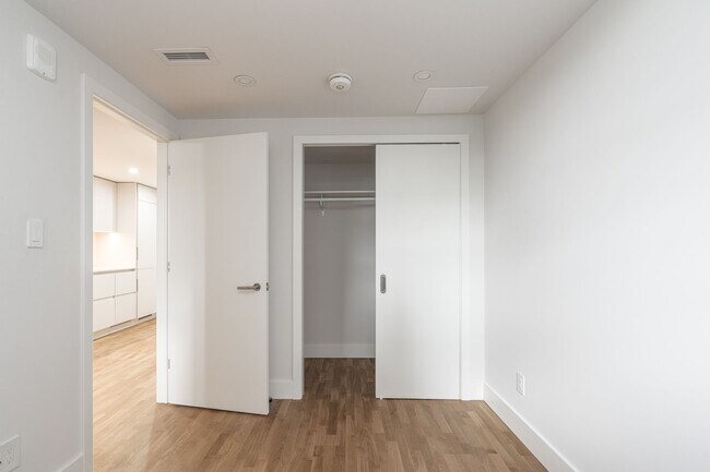 Photo - 230 Oak St Unit 305