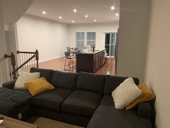 Photo - 8304 Encore Dr