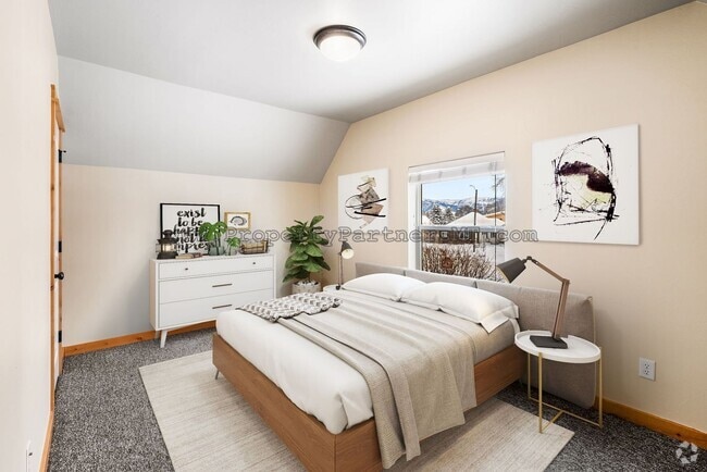 Building Photo - *** $1,000 off First Month's rent!*** Hist... Rental