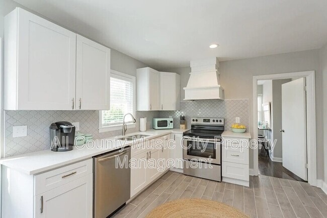 Photo - 206 Blue Hills Dr