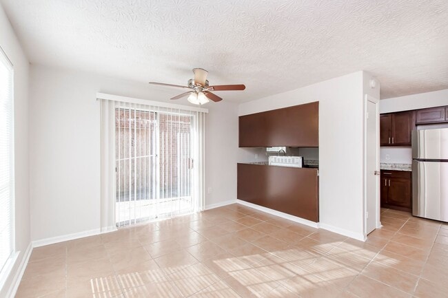 Photo - 8457 Governor Dr Unit 8457-C