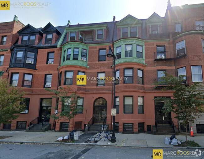 Building Photo - 587 Beacon St Unit 589 Beacon St #1 Rental