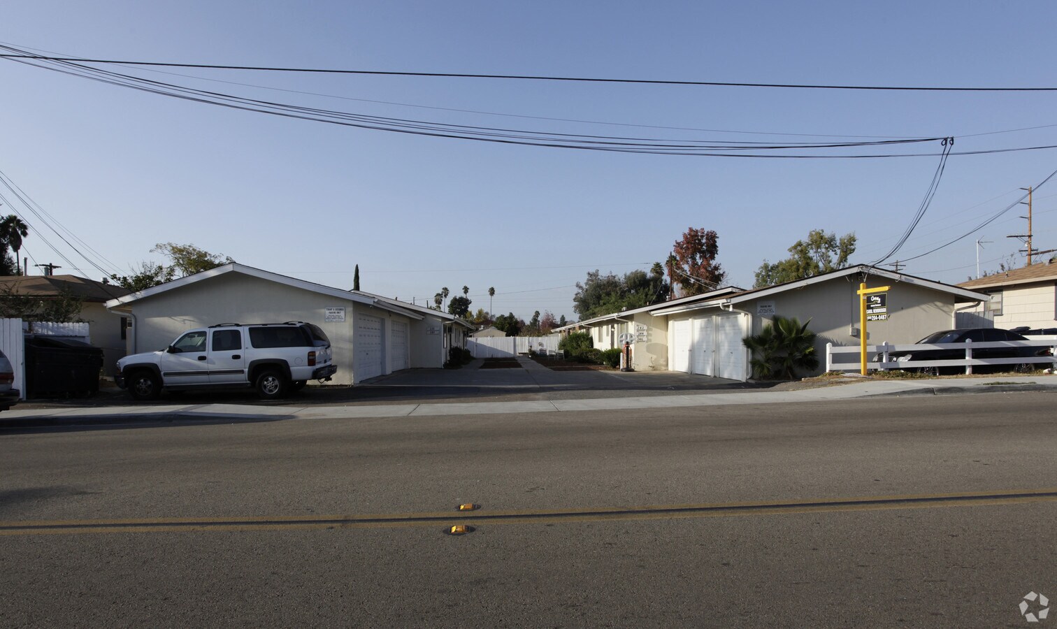 Photo - 238-246 E 15th Ave