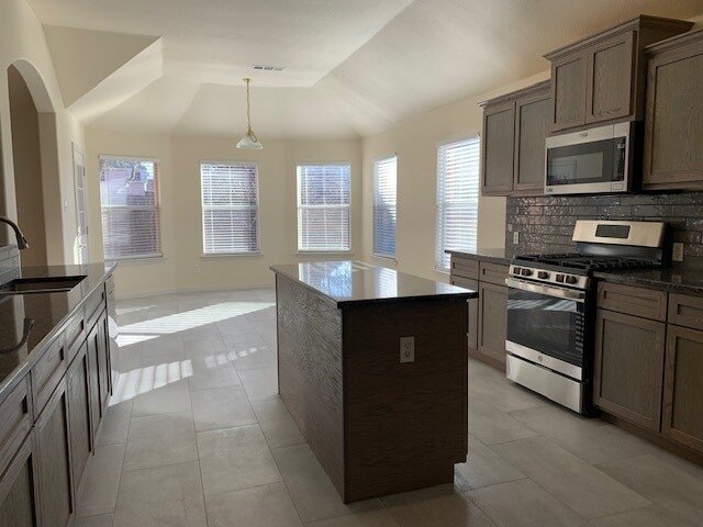 Photo - 2829 Rosewood Blvd