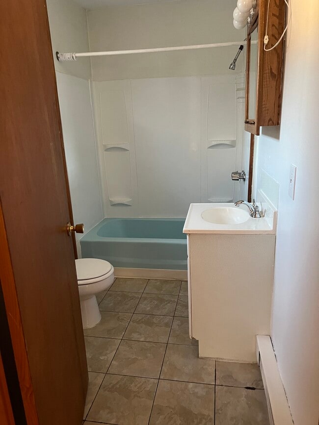 Photo - 119 Green Pl Unit 2
