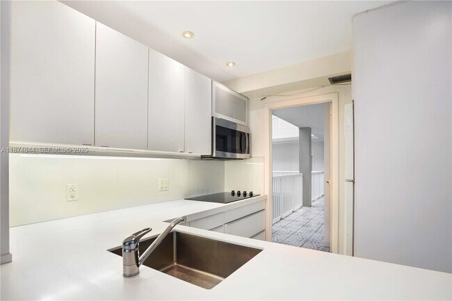 Photo - 7735 Abbott Ave Unidad 5D