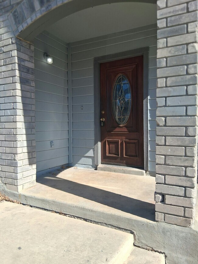 Photo - 874 Fillmore Dr