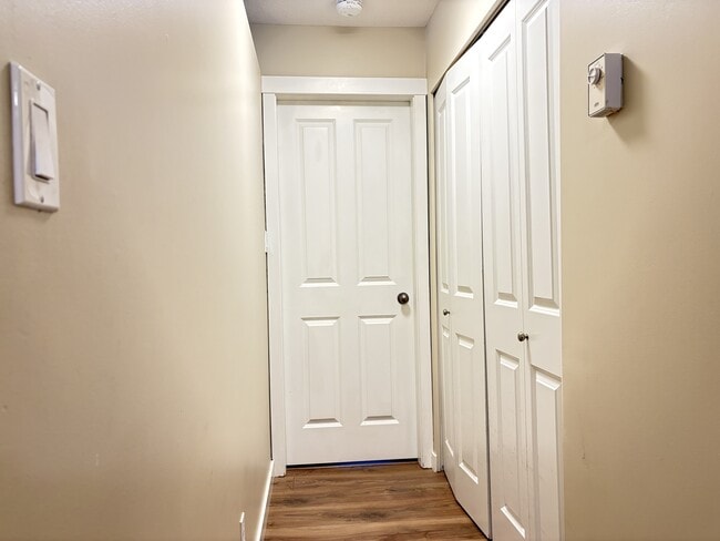 Photo - 1432-1432 Parkway Blvd