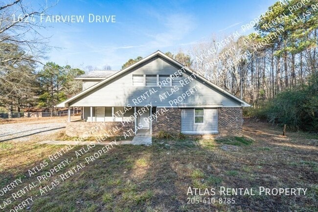 Building Photo - 1624 Fairview Dr