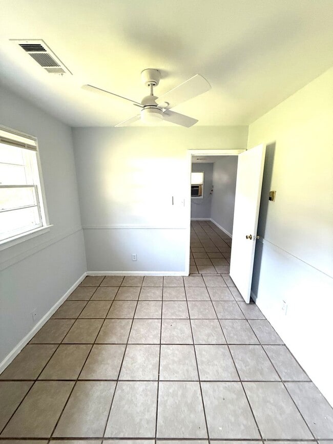 259 Empire Rd