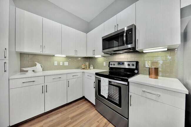 Photo - Where Modern Elegance Meets Timeless Design! Unidad AOTB2