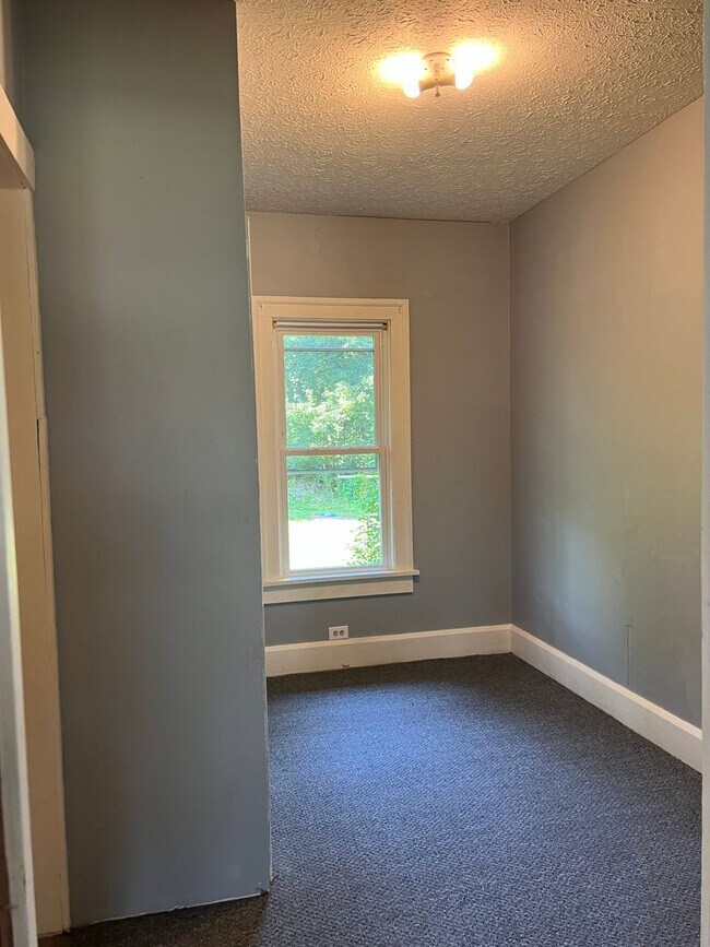 Photo - Cute 2 bedroom Cape Cod with Large Loft