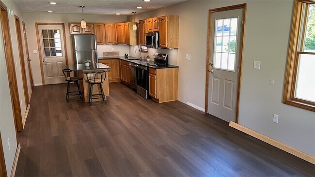 Photo - 438 Ritchey Blvd