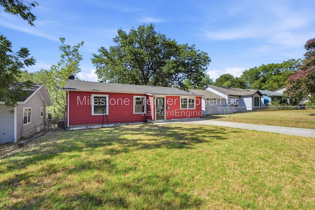 Photo - 1006 W Texas St