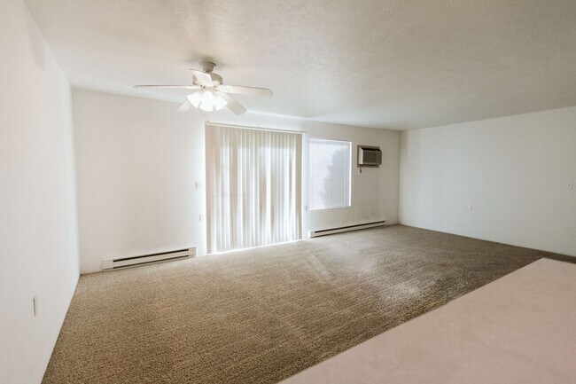 Photo - Cornerstone Apartments