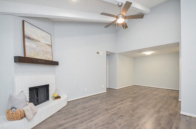 Photo - 5711 Sugar Hill Dr Unit True
