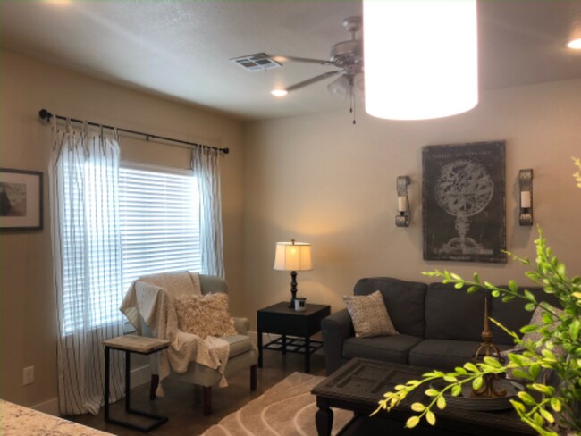 Photo - 3217 Belmont Dr