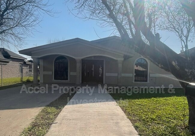 Building Photo - 1406 Dolores Del Rio Ave Rental