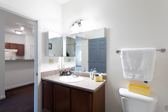 Photo - Canal Gardens