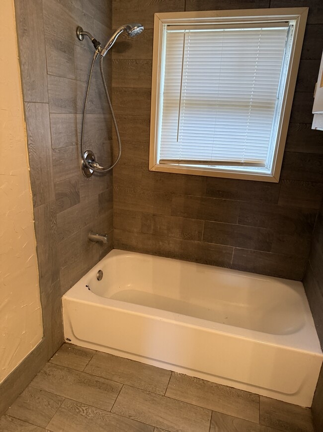 Photo - 182 Garrett Dr