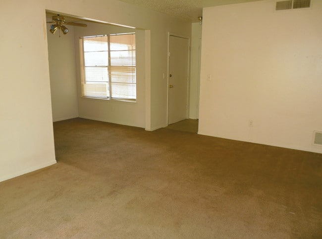 Photo - Auburn Lane Apartments