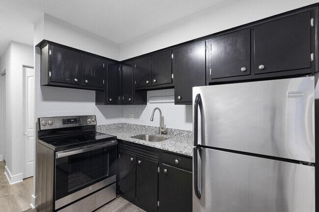 Photo - 6021 N Winthrop Ave