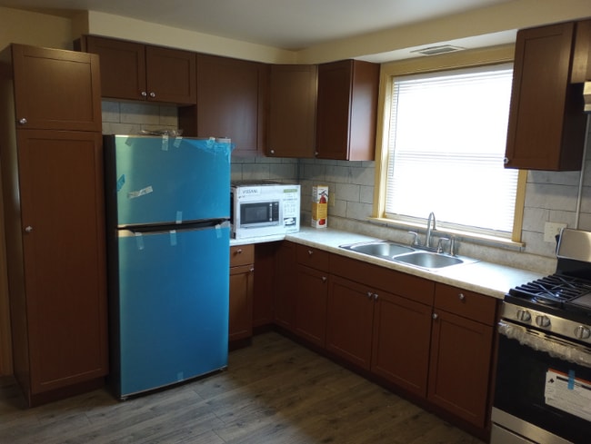 Photo - 7800 S Yates Blvd Unidad 2