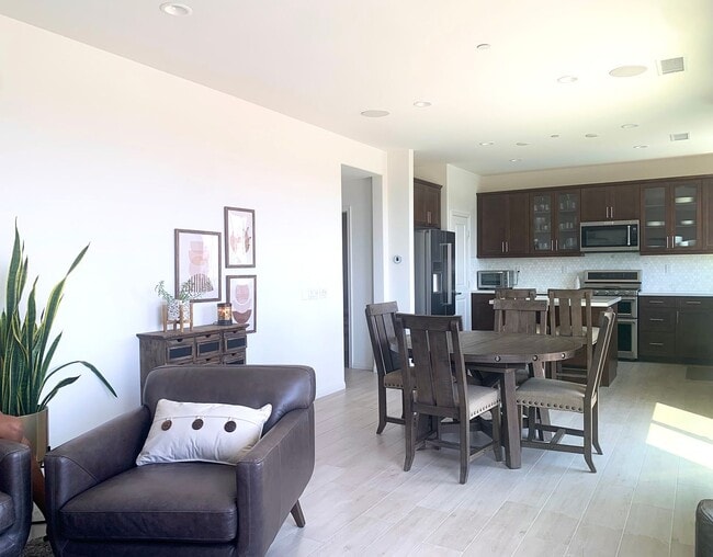 Building Photo - Welcome home to this stunning, recently constructed 4 bedrooms, 3-bath house in the desirable Wes...