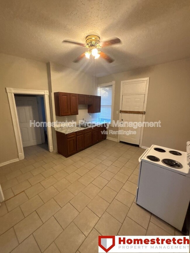 Photo - 3116 Mt Pleasant St