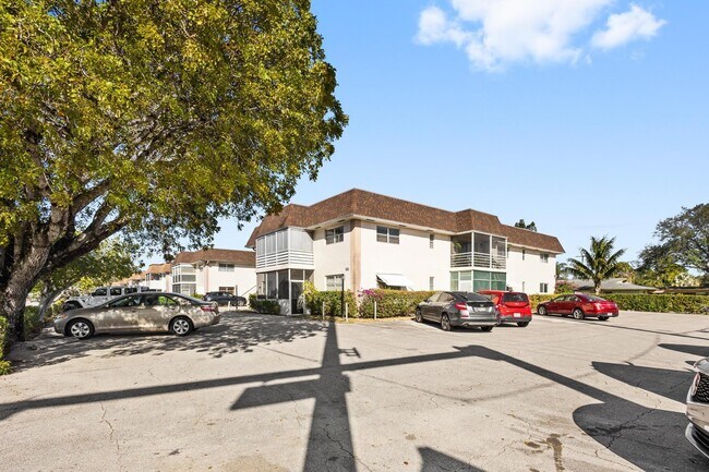 Photo - 10290 N Military Trl Condo Unit 3b