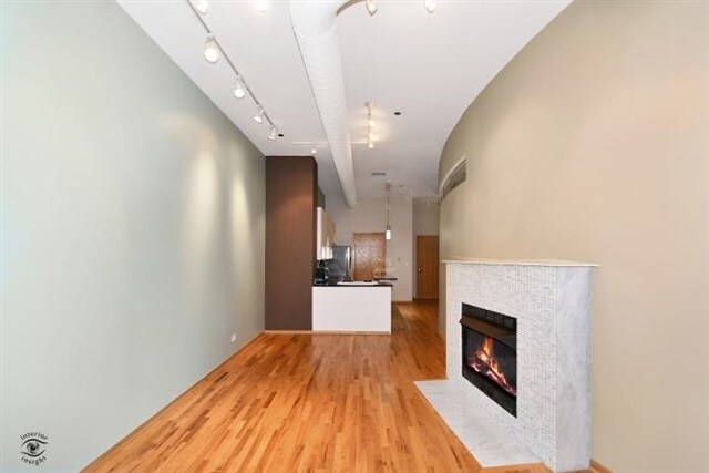 Photo - 910 Michigan Ave #608