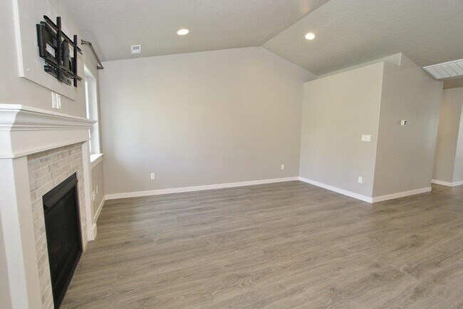 10510 W Daylily Ave