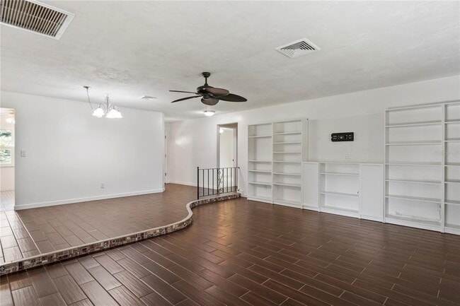 Photo - 1282 Palm St