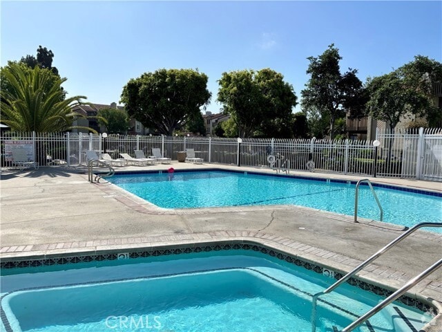 Building Photo - 4791 Lago Dr Unit 304 Rental