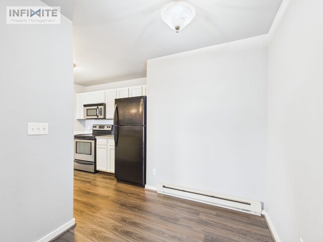 Photo - Top-Floor 2BR/2BA – Bright, Clean & Move-In Ready